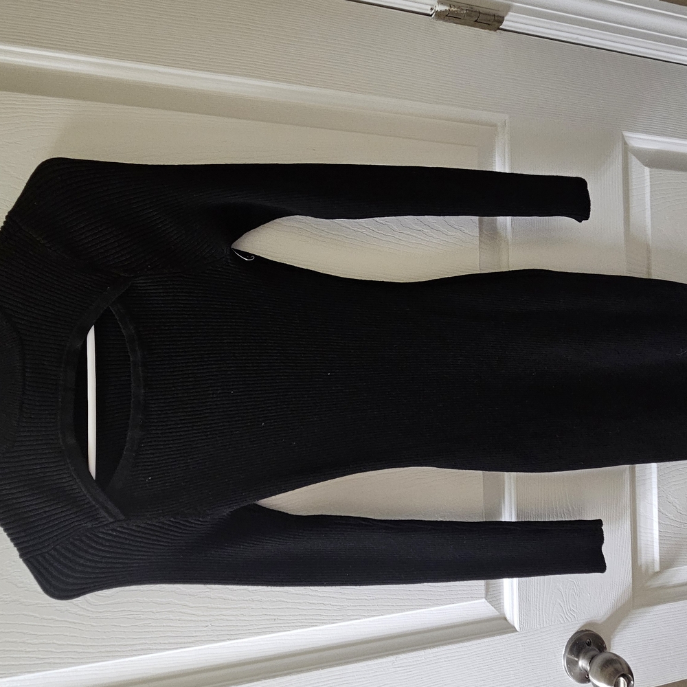 Chic Black Ribbed Dress